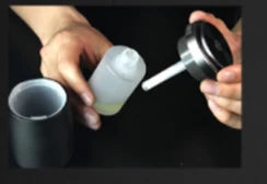 Removing the scent bottle