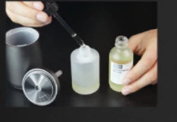 Adding aroma oil